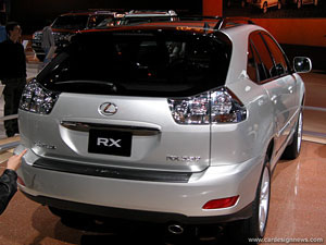 The back of the Lexus RX330